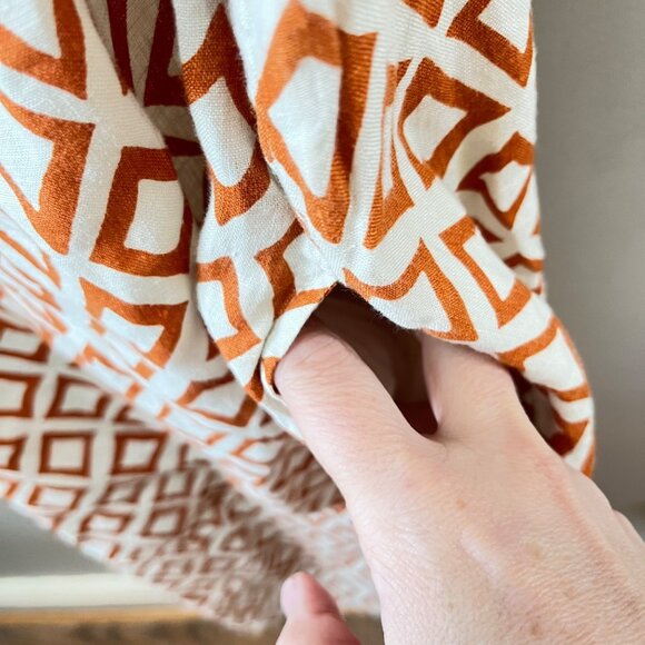 Lands End Womens Sleeveless Geometric Print Dress Size 6 With Beaded Neckline 10 - Picture 3 of 7